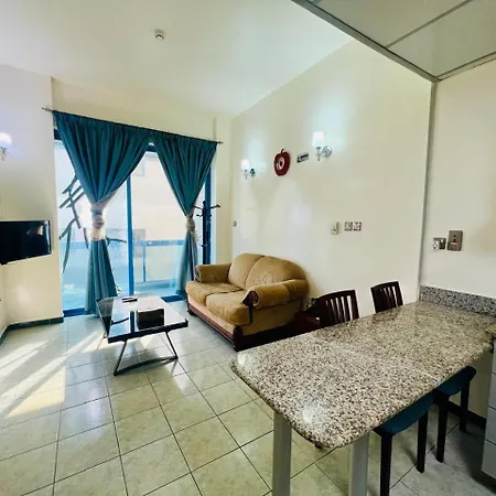 Sky Hotel Apartments Dubai Exterior photo
